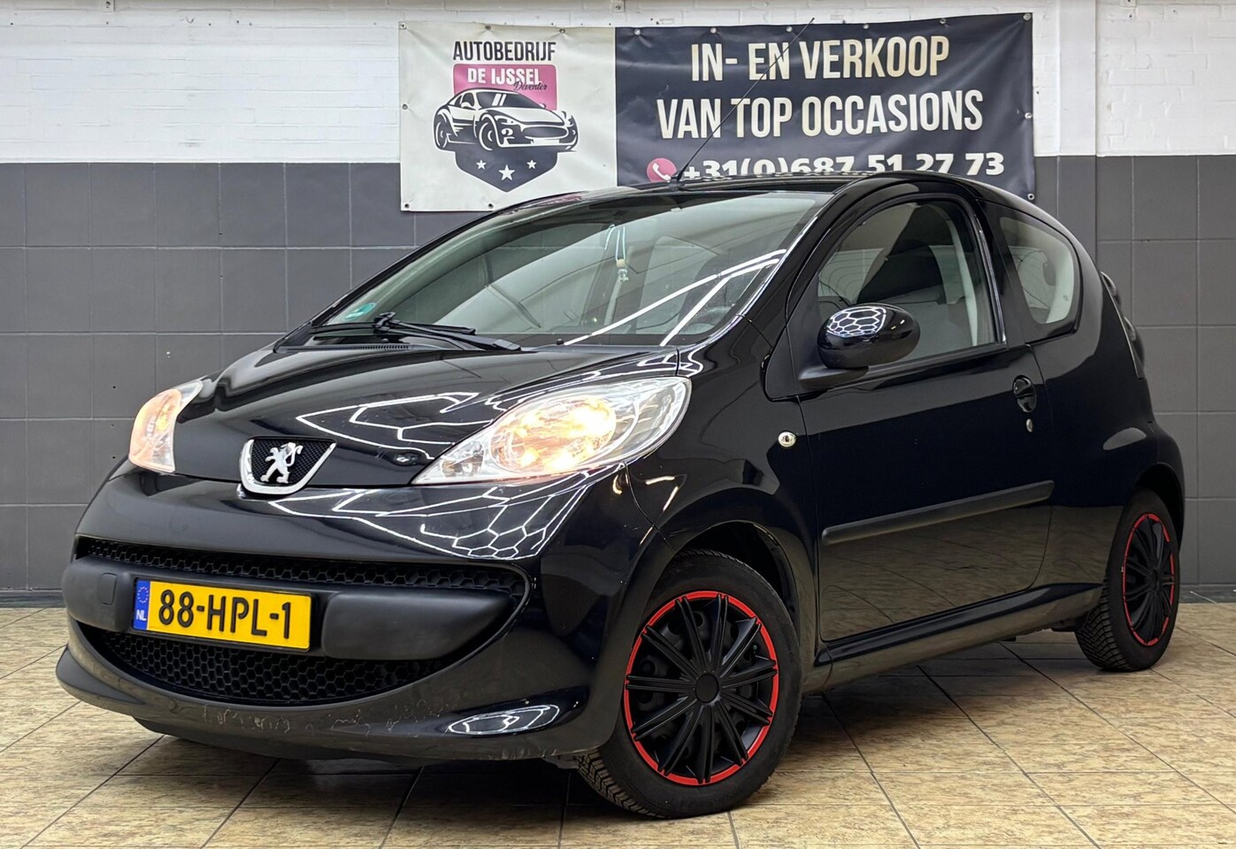 Peugeot 107 - 1.0-12V XS /AUTOMAAT - AutoWereld.nl