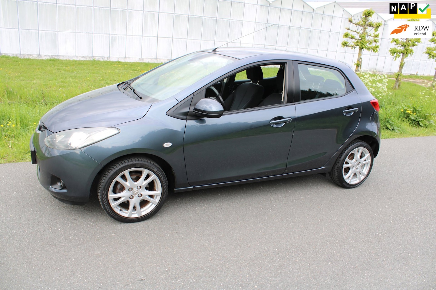 Mazda 2 - 1.3hp S-VT Executive 1.3hp S-VT Executive 5 Drs - AutoWereld.nl