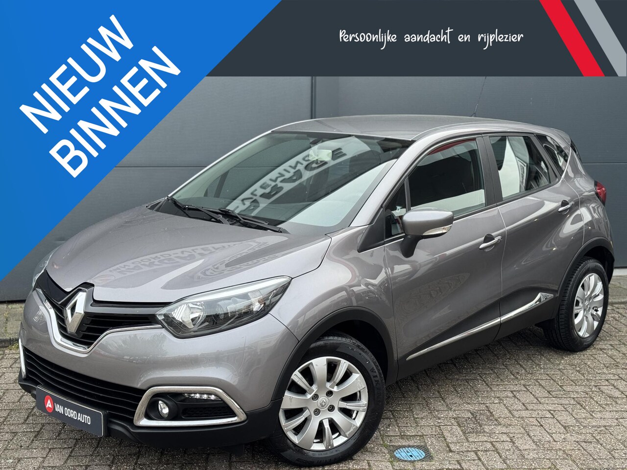Renault Captur - 0.9 TCe Expression / Geen Import / Trekhaak - AutoWereld.nl