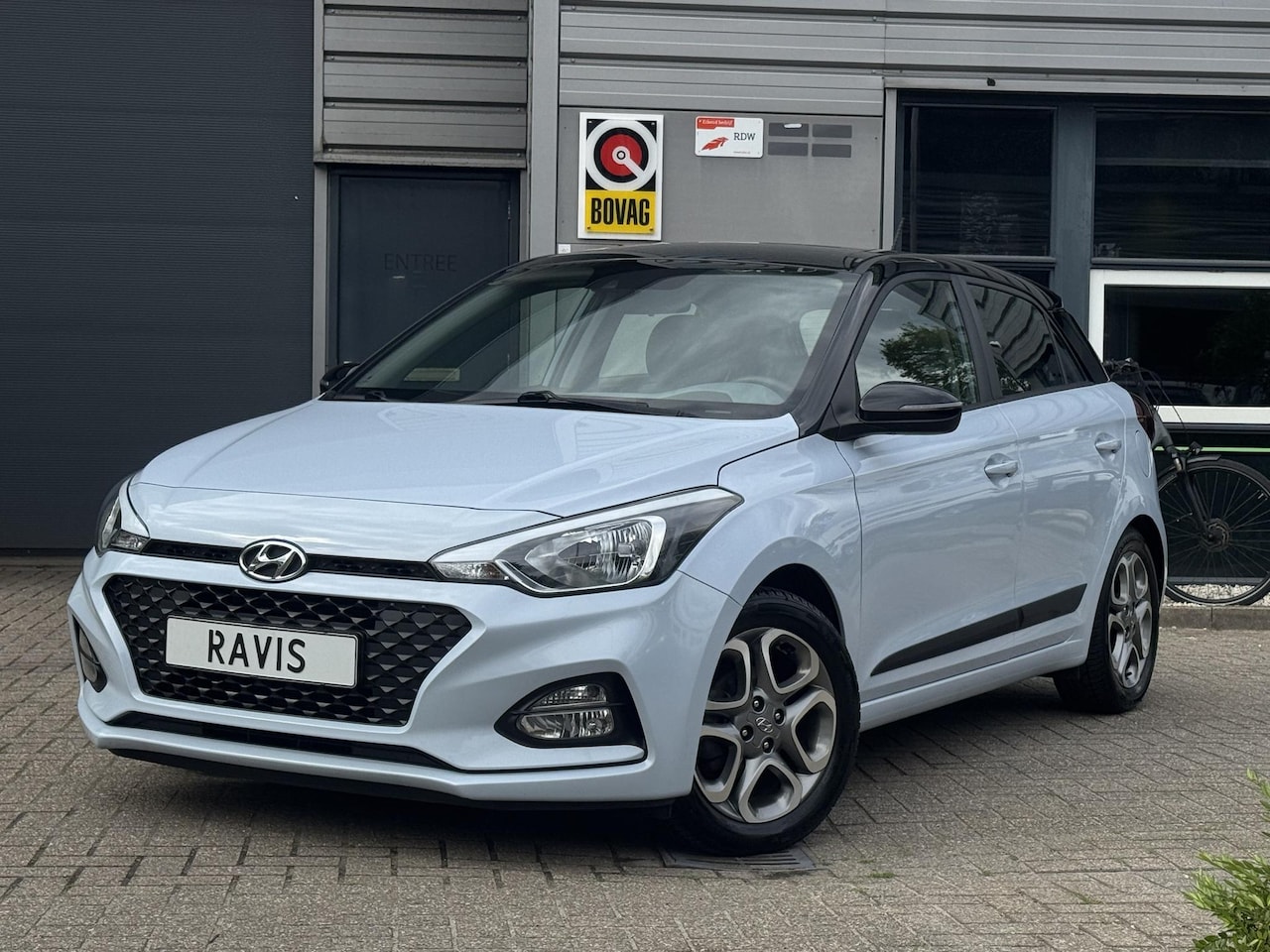Hyundai i20 - 1.2 HP i-Motion | 1E Eig | Carplay | Cruise - AutoWereld.nl