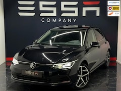 Volkswagen Golf - 2.0 TDI Pano HUD Memory IQ Light Dodehoek