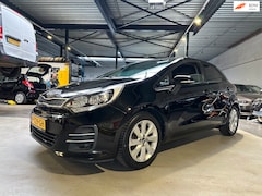 Kia Rio - 1.2 CVVT DynamicLine/Navi/Dealer onderhouden/Apk nieuw bij aflevering