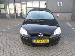 Volkswagen Polo - 1.2-12V Trendline 2007 Airco 5-Deurs APK