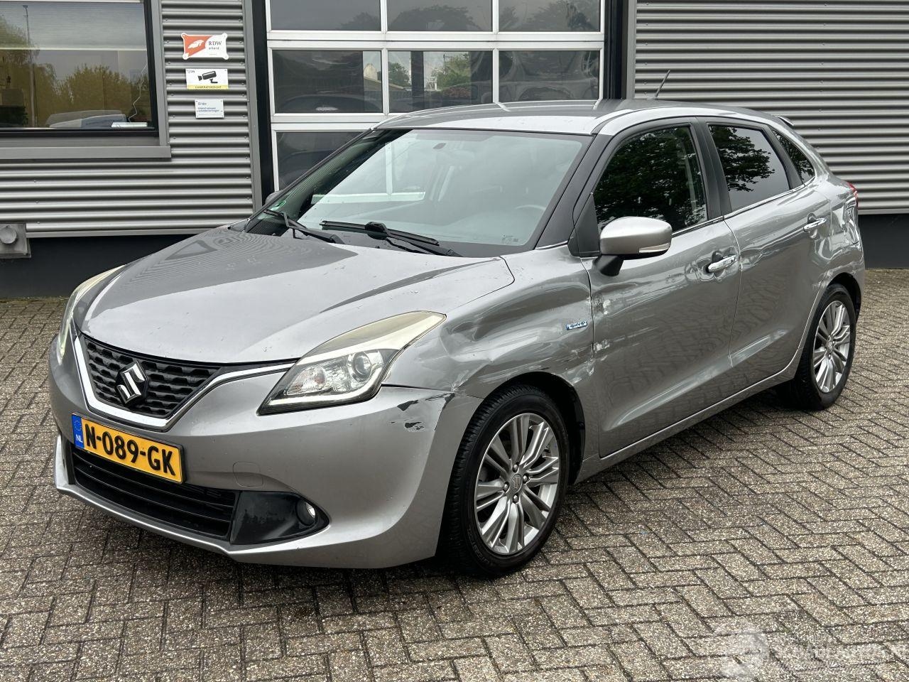 Suzuki Baleno - 1.2 Smart Hybrid High Executive 1.2 Smart Hybrid High Executive - AutoWereld.nl