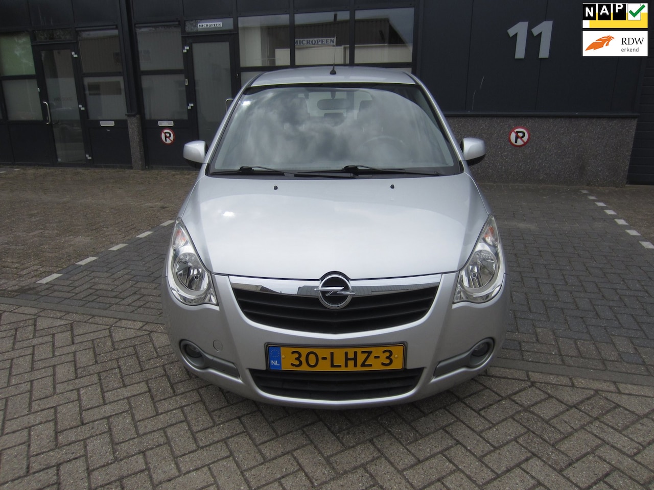 Opel Agila - 1.2 Edition 2010 Airco 71.000KM NAP! APK! - AutoWereld.nl