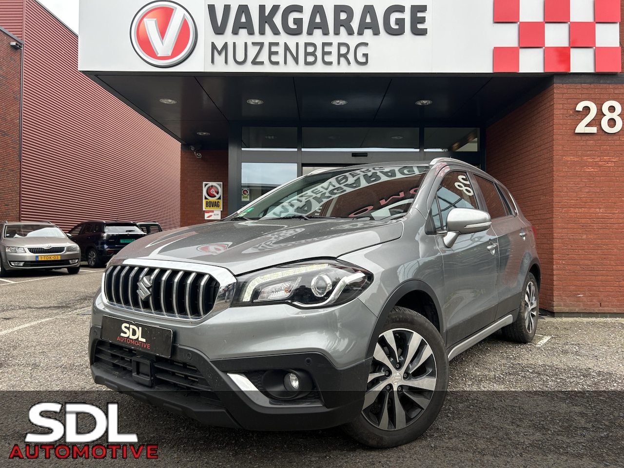 Suzuki S-Cross - 1.4 Boosterjet AllGrip Style Smart Hybrid // FULL LED // LEDER // PANO/SCHUIFKANTELDAK // - AutoWereld.nl
