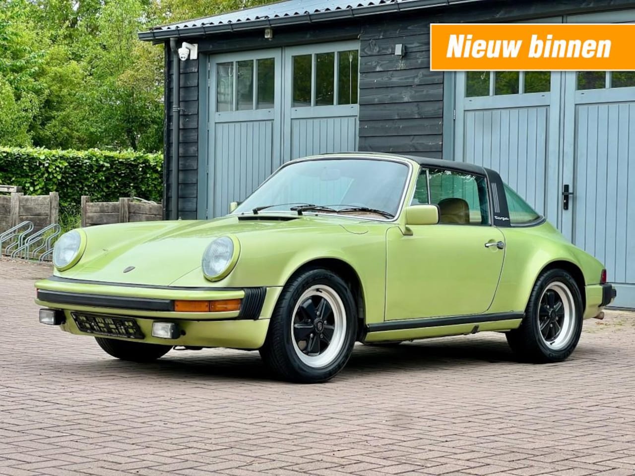 Porsche 911 Targa - 3.0SC Targa Light Green Metallic - AutoWereld.nl