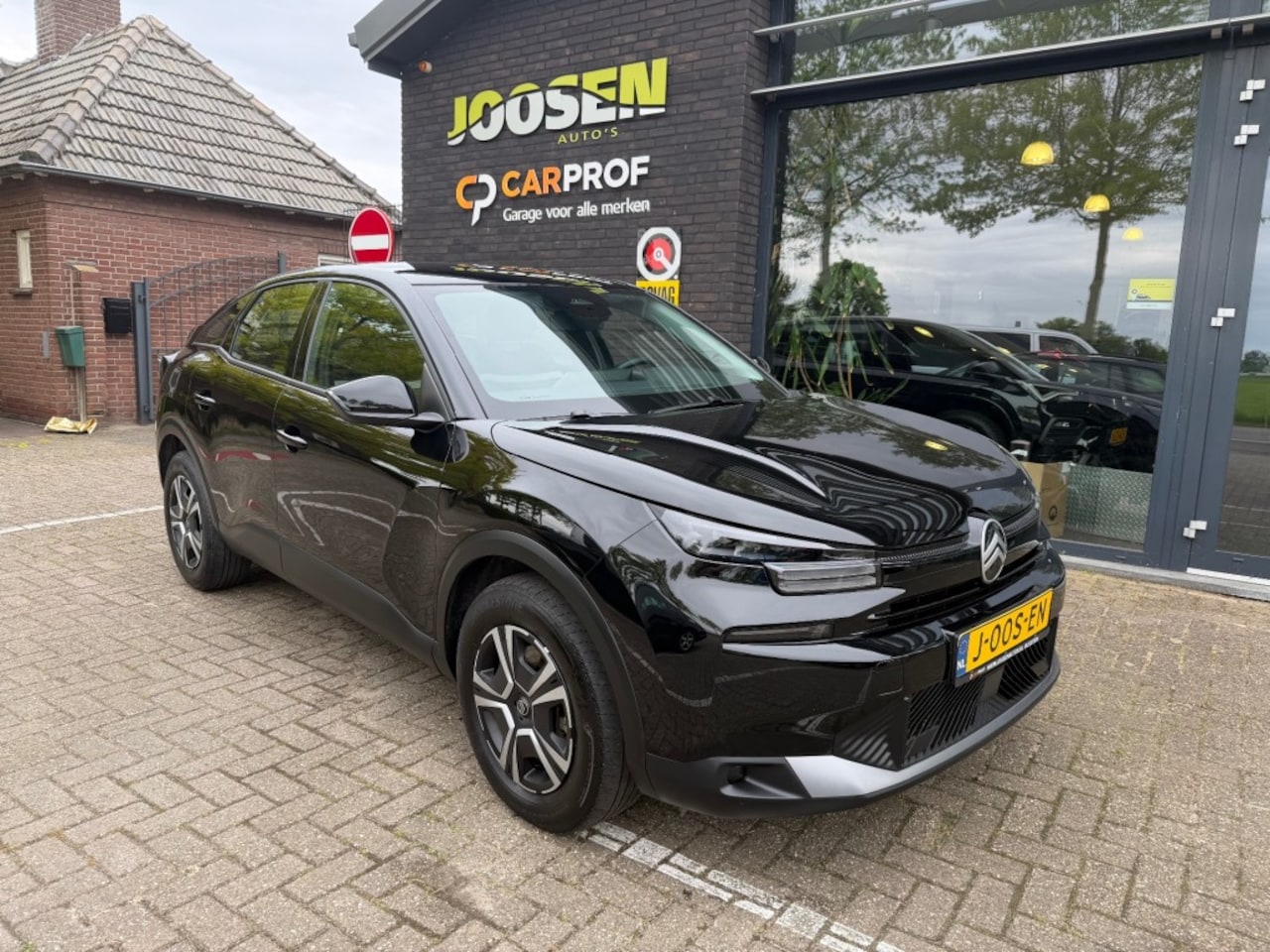 Citroën C4 - 1.2 HYBRID 145 PLUS - AutoWereld.nl