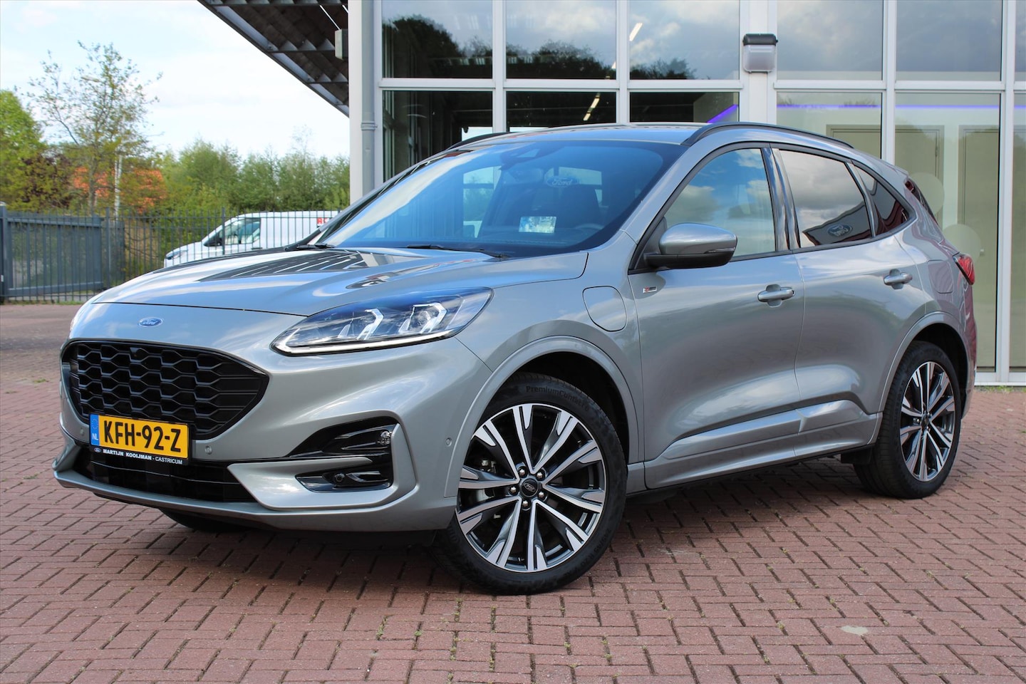 Ford Kuga - ST-Lne X 2.5 PHEV Automaat 225pk, Driver Assistance, Technology en Winterpack, 20 inch Vel - AutoWereld.nl
