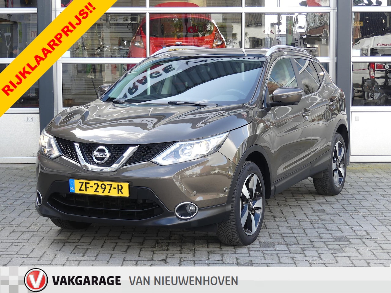 Nissan Qashqai - 1.6 DIG-T 163pk N-Connecta Design Pack - AutoWereld.nl