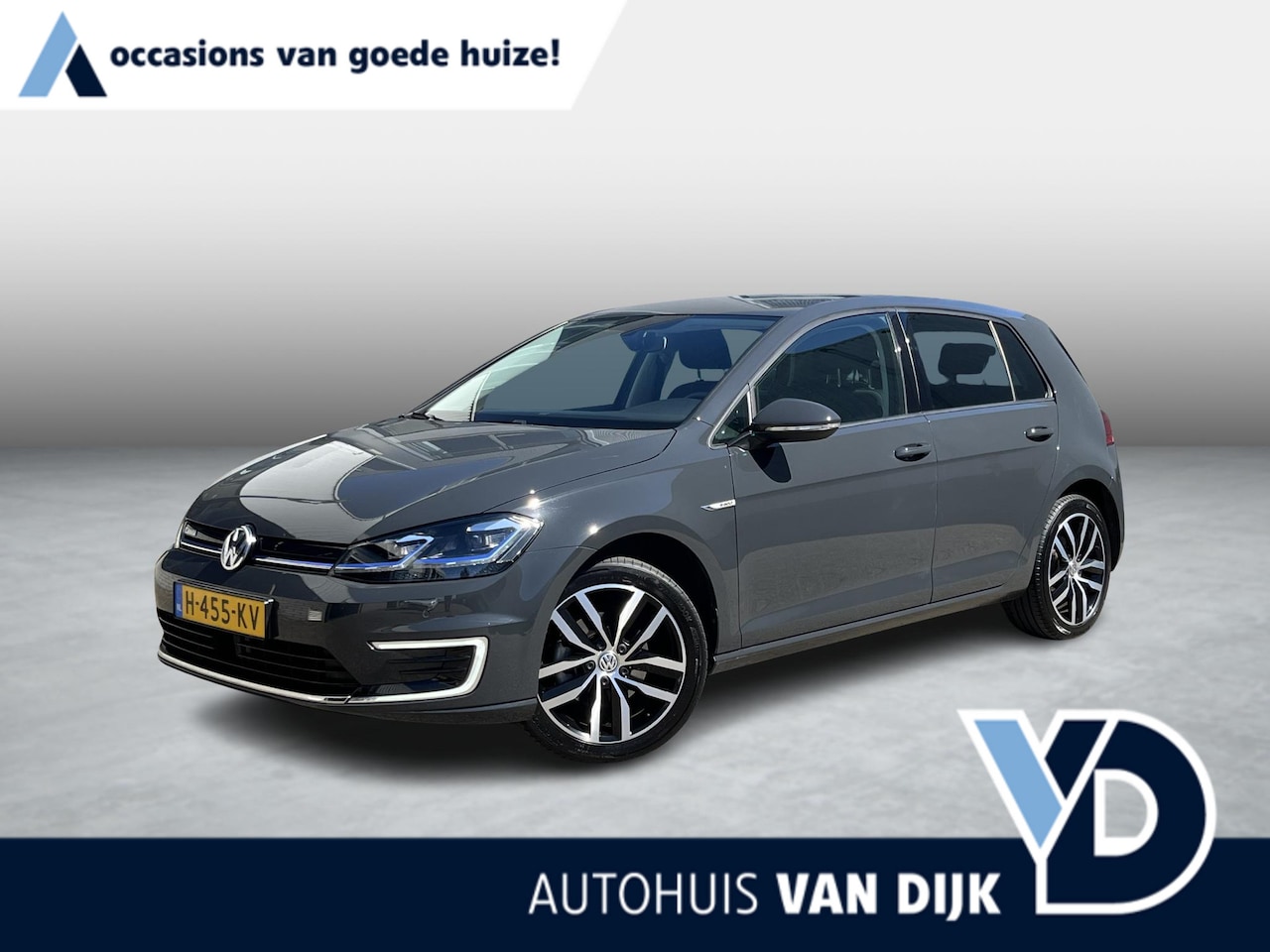 Volkswagen e-Golf - E-DITION 36kWh | SOH 89%/NL Auto/2e Eig./Navi/Adapt.Cruise/Clima/Digitale Cockpit/17"/Priv - AutoWereld.nl