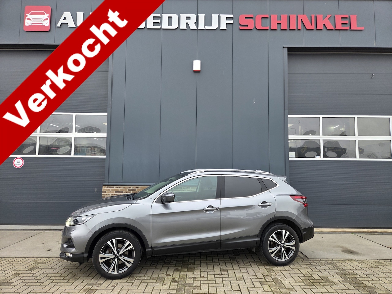 Nissan Qashqai - 1.2 N-Connecta Camera,trekhaak,pano, enz. - AutoWereld.nl