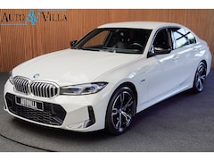 BMW 3-serie - 320e M-sport HUD Leer Navi Camera ACC Matrix LED Laser PDC Virtual Climate (3-zone) Zwarte