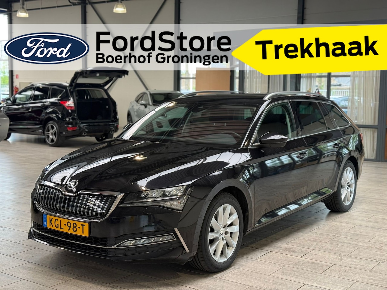 Skoda Superb Combi - 1.4 TSI iV 218pk Business Edition Plus | Trekhaak | Memory Seat | Camera | Voorruit/Stoel/ - AutoWereld.nl