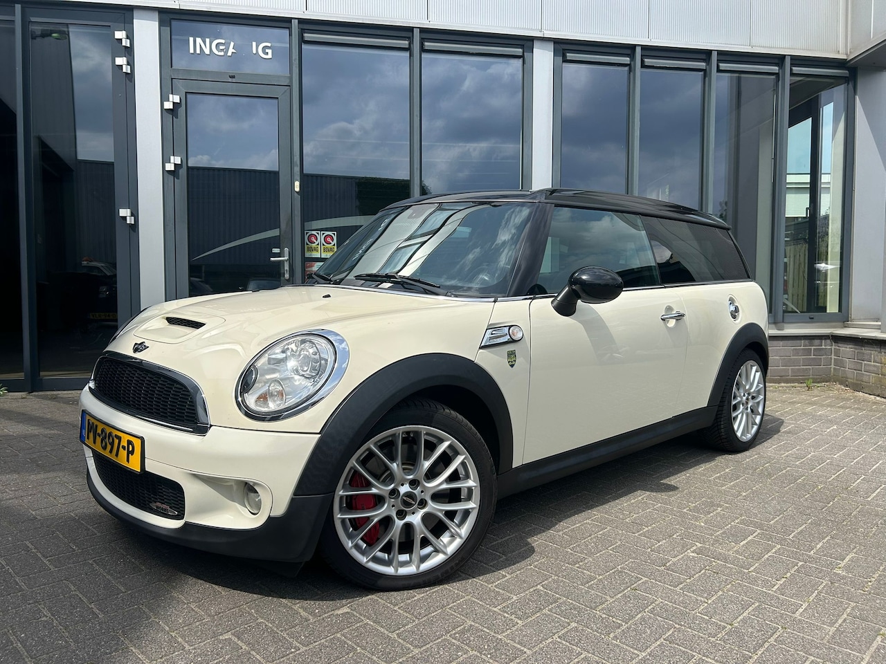 MINI Clubman - 1.6 John Cooper Works Chili - AutoWereld.nl