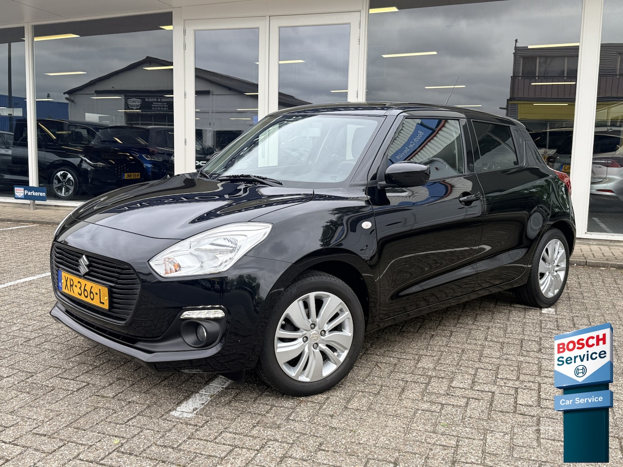 Suzuki Swift - 1.2 Select |  Apple/Android | DAB | Airco | Camera | Stoelverwarming - AutoWereld.nl