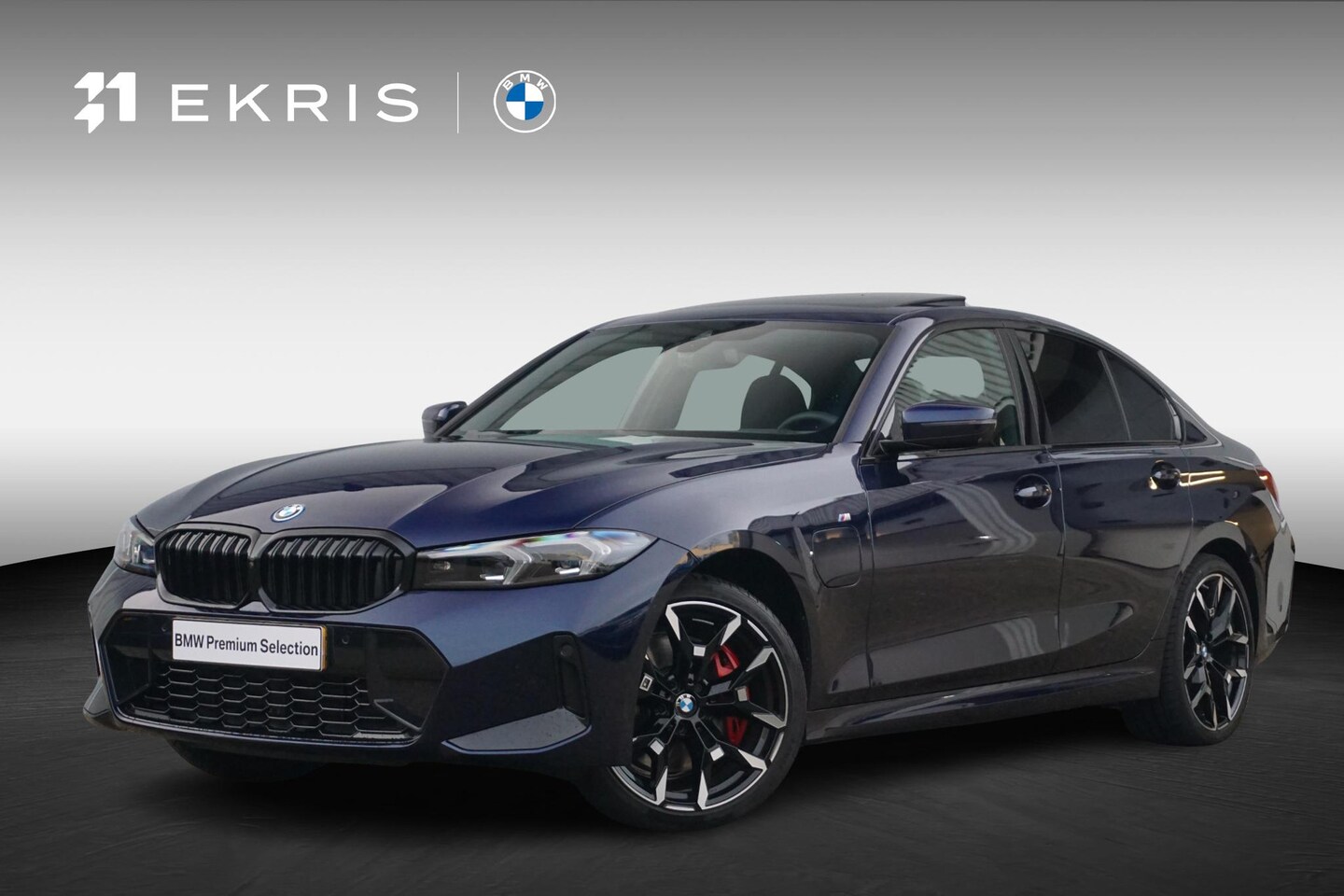 BMW 3-serie - 330e M Sport Pro Glazen Panoramadak | Innovation Pack | Harman Kardon | Comfort Access | T - AutoWereld.nl