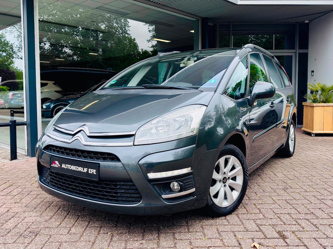 Citroën Grand C4 Picasso - 1.6 VTi 7p-Persoons*Navi*Trkhk - AutoWereld.nl