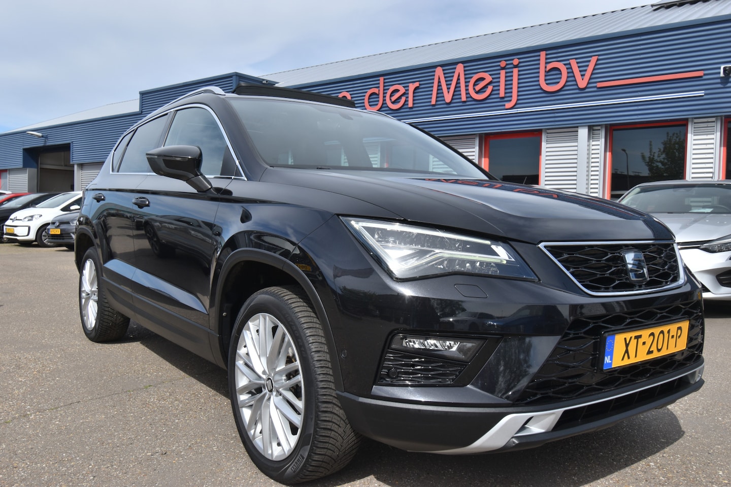 SEAT Ateca - 1.4 EcoTSI FR Business Intense 1.4 EcoTSI FR Business Intense , TREKHAAK , PANODAK , A UITRIJ CAM , NAVI ,  V ST VERW , C - AutoWereld.nl