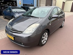 Toyota Prius - 1.5 VVT-i Tech Edition 2008 Navigatie Camera Keyless Luxe uitvoering van de 2e eigenaar