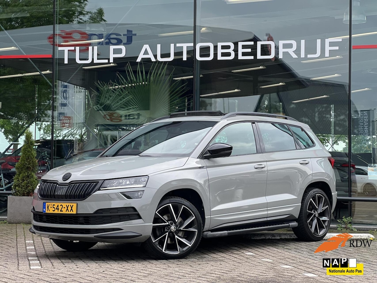 Skoda Karoq - 1.5 TSI ACT Sportline Business 1e eig dealer ondh - AutoWereld.nl