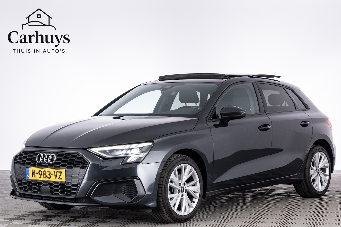 Audi A3 Sportback - 30 TFSI Pro Line Aut Panodak/Camera/Ned auto/17 Inch/Apple Carplay/Parkeerhulp assistent - AutoWereld.nl
