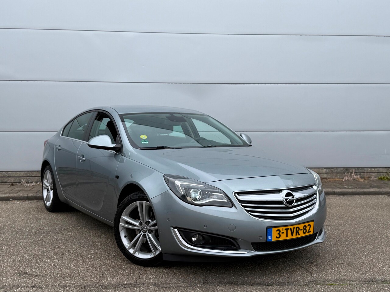 Opel Insignia - 2.0 CDTI Limousine EcoFLEX Edition (bj 2014) FACELIFT/NAVI/LMV - AutoWereld.nl