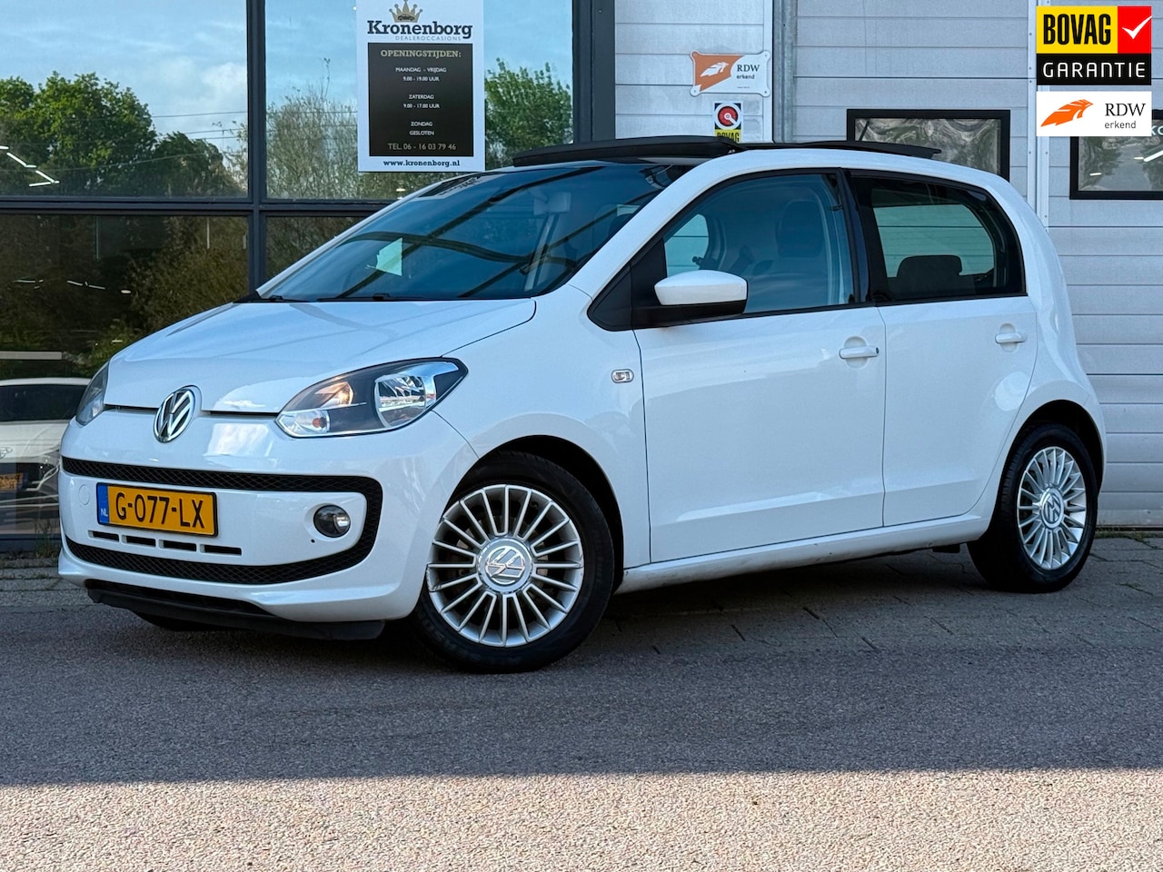 Volkswagen Up! - 1.0 high up! BlueMotion 1.0 high up! BlueMotion, CRUISECR, PANO - AutoWereld.nl