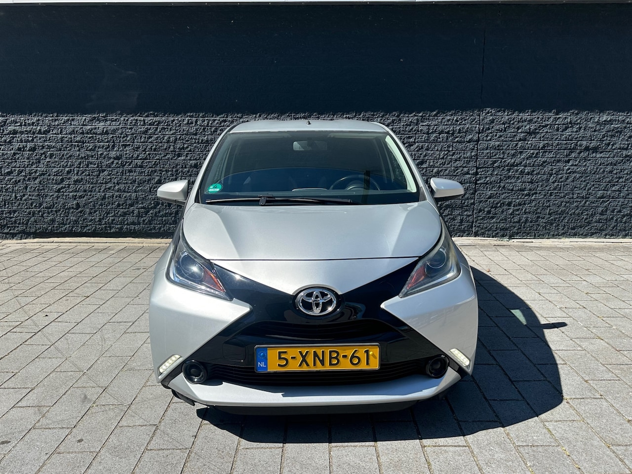 Toyota Aygo - 1.0 VVT-i x-play airco/zuinig/automaat/Xplay - AutoWereld.nl