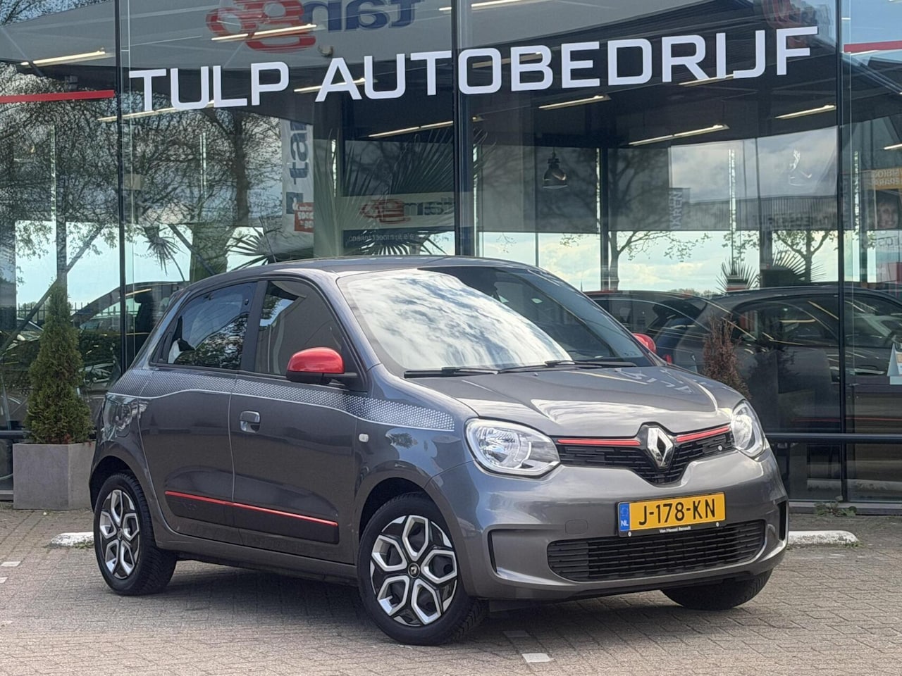 Renault Twingo - 1.0 SCe Collection 2020 1e eigenaar - AutoWereld.nl