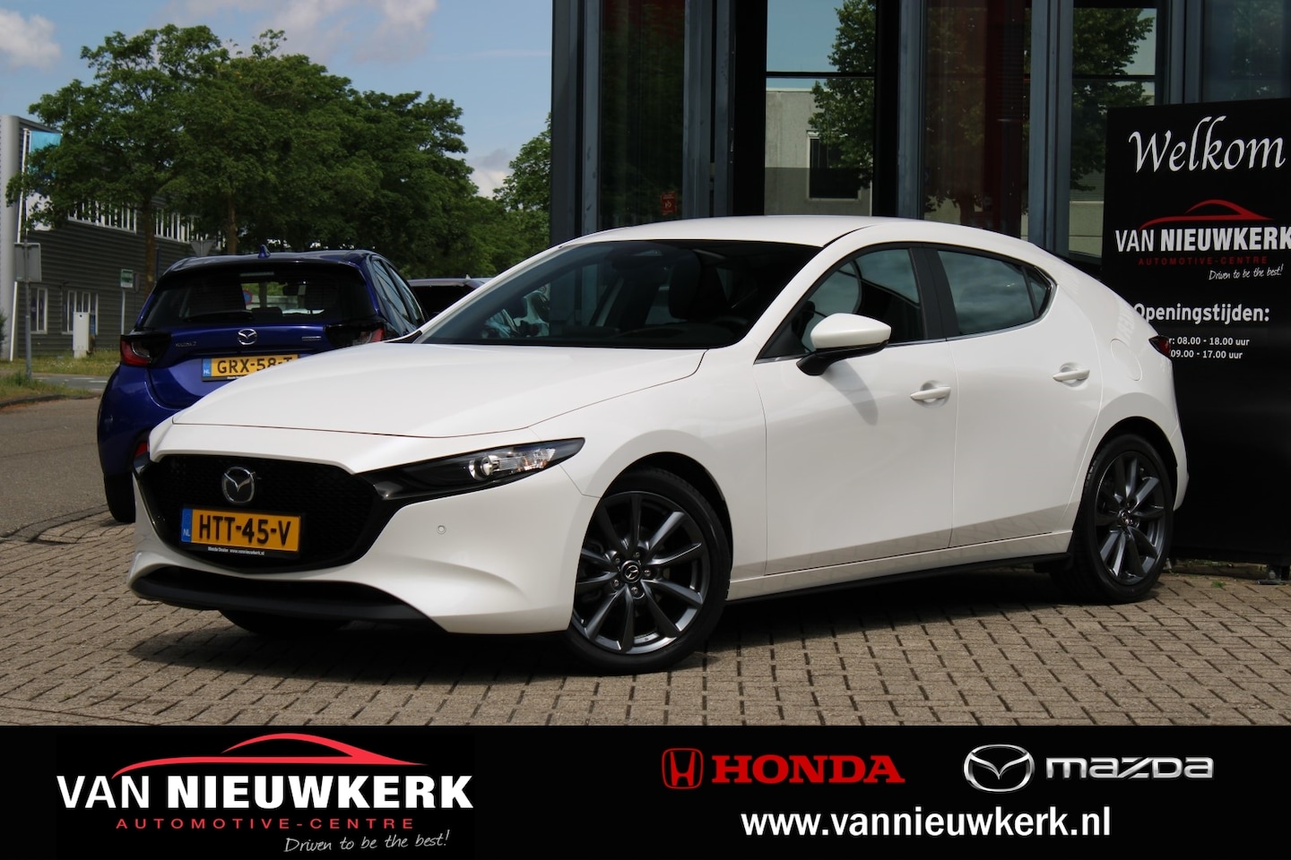 Mazda 3 - Skyactiv-G 140pk M Hybrid Centre-Line | Carplay | Camera | 18Inch | Stoel & Stuur verwarmi - AutoWereld.nl
