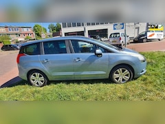 Peugeot 5008 - 1.6 THP ST Premiere 7p.glazendak, vol opties
