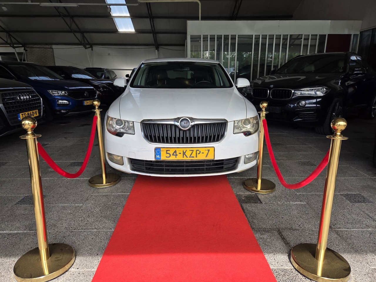 Skoda Superb - 1.4 TSI Ambition PEARL WHITE! - AutoWereld.nl