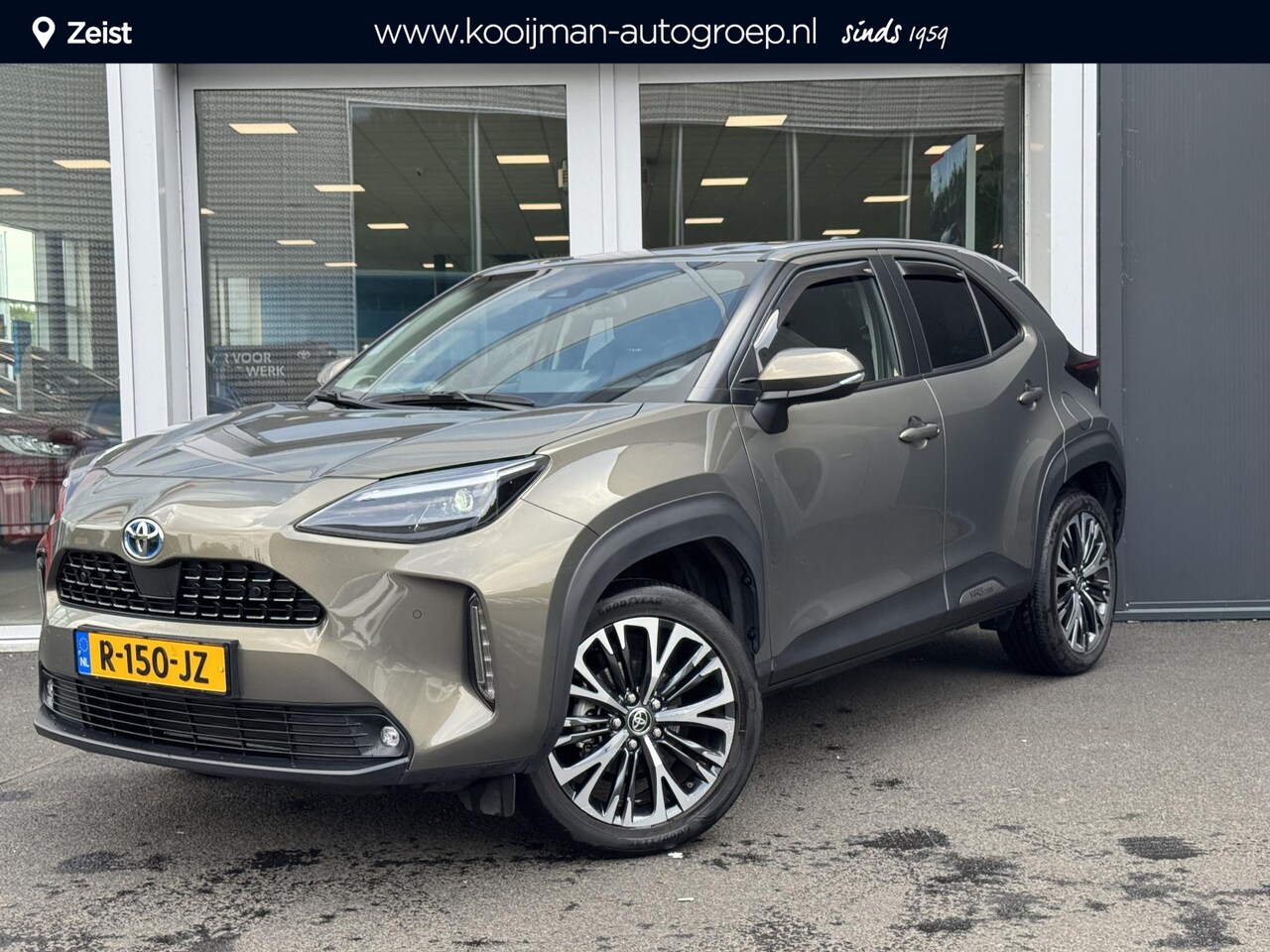 Toyota Yaris Cross - 1.5 Hybrid Executive NL Auto | Dodehoekdetectie | Parkeersensoren | 18 inch - AutoWereld.nl