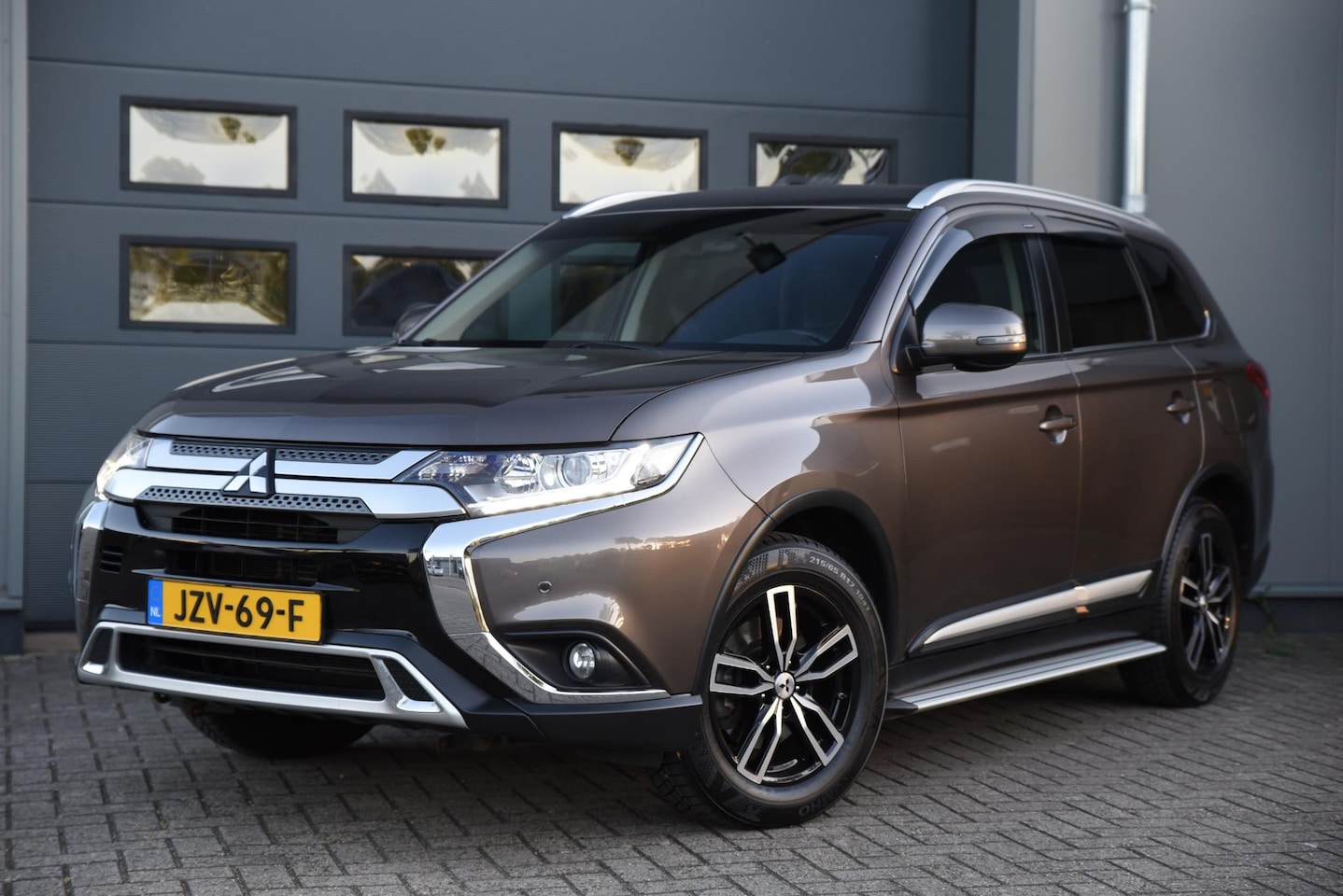 Mitsubishi Outlander - 2.0 Connect Pro Trekhaak - AutoWereld.nl