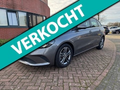 Mercedes-Benz B-klasse - 160 Advantage, Style, MBUX Led, Half Leder, Progressive