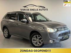 Mitsubishi Outlander - 2.0 PHEV Instyle+ AUTOMAAT/LED/PDC