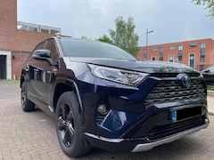 Toyota RAV4 - 2.5 Hybrid Style CVT Bi-Tone