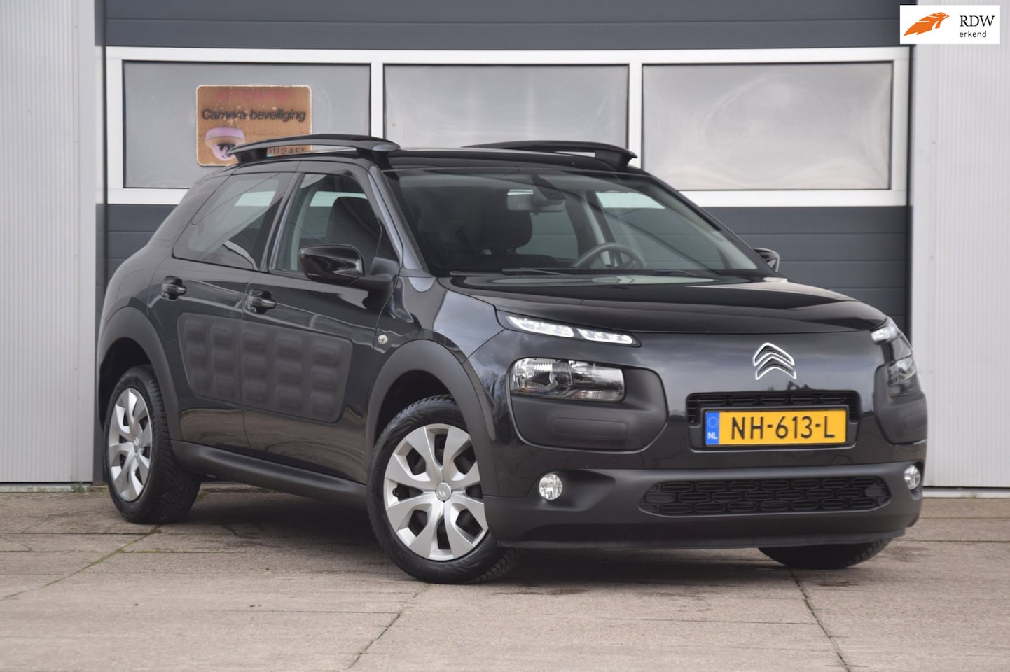 Citroën C4 Cactus - 1.2 PureTech Shine RECENT + DB RIEM VERNIEUWD! - AutoWereld.nl