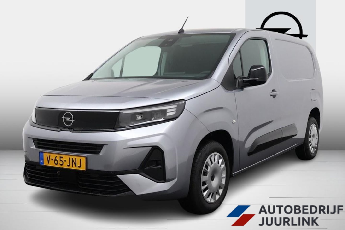Opel Combo - 1.5D 102pk L2 BPM VRIJ! Carplay/Airco/Camera /Vloer en wandbetimmering/Trekhaak - AutoWereld.nl