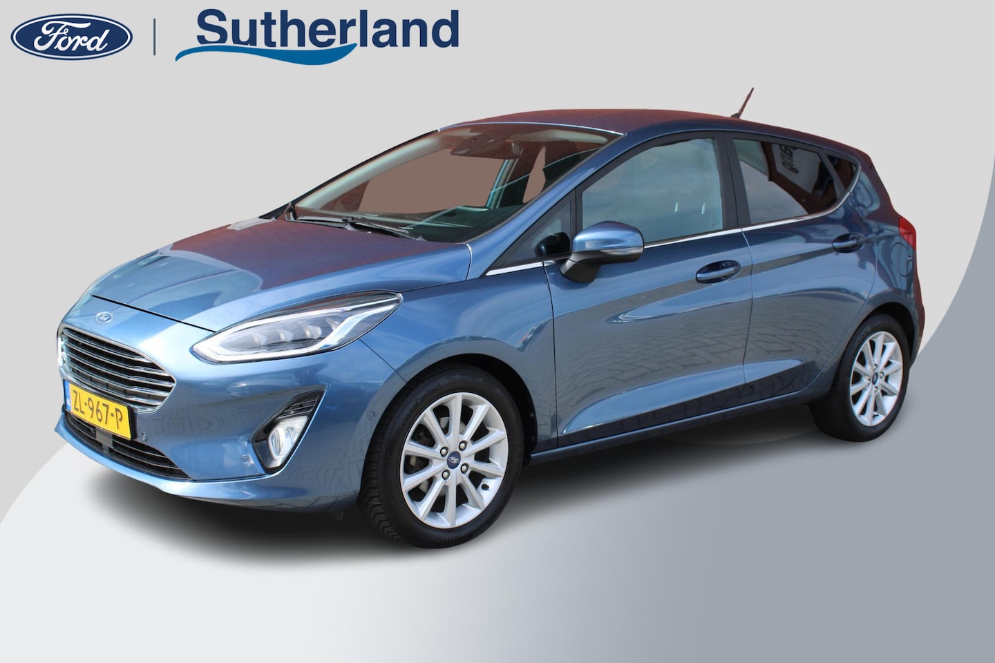 Ford Fiesta - 1.0 EcoBoost Titanium | Camera | Winterpack | Navigatie | Licht metalen velgen - AutoWereld.nl