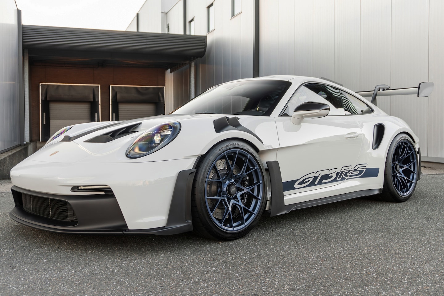 Porsche 911 - (992) GT3 RS - Pure White - Carbon - BOSE - Lift - AutoWereld.nl