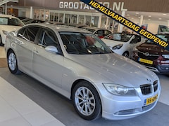 BMW 3-serie - 320i Business Line Automaat Airco, Cruise Control, Stuurbekrachtiging