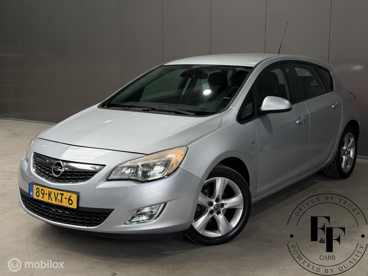 Opel Astra - 1.6 Cosmo | NAP | Trekhaak | CarPlay - AutoWereld.nl