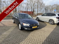 Volvo V70 - 1.6 T4 Momentum LEER STOELVERWARMING NAVI