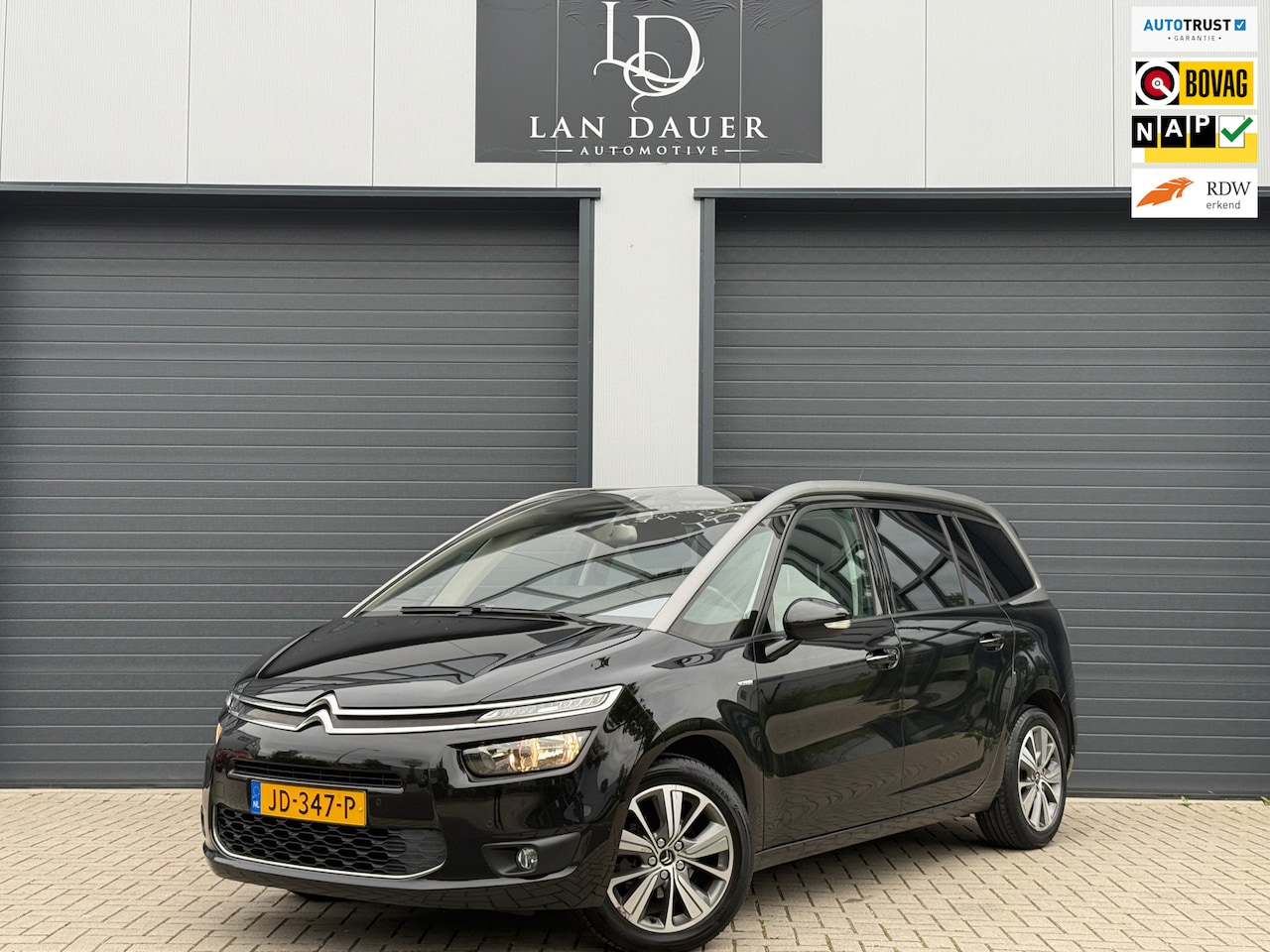 Citroën Grand C4 Picasso - 1.2 PureTech Exclusive / TREKHAAK - AutoWereld.nl