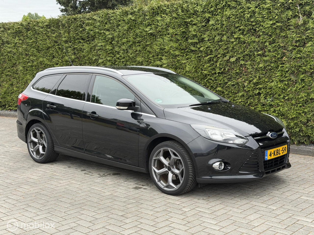 Ford Focus Wagon - 1.0 EcoBoost Titanium Trekhaak Navi Cruise - AutoWereld.nl