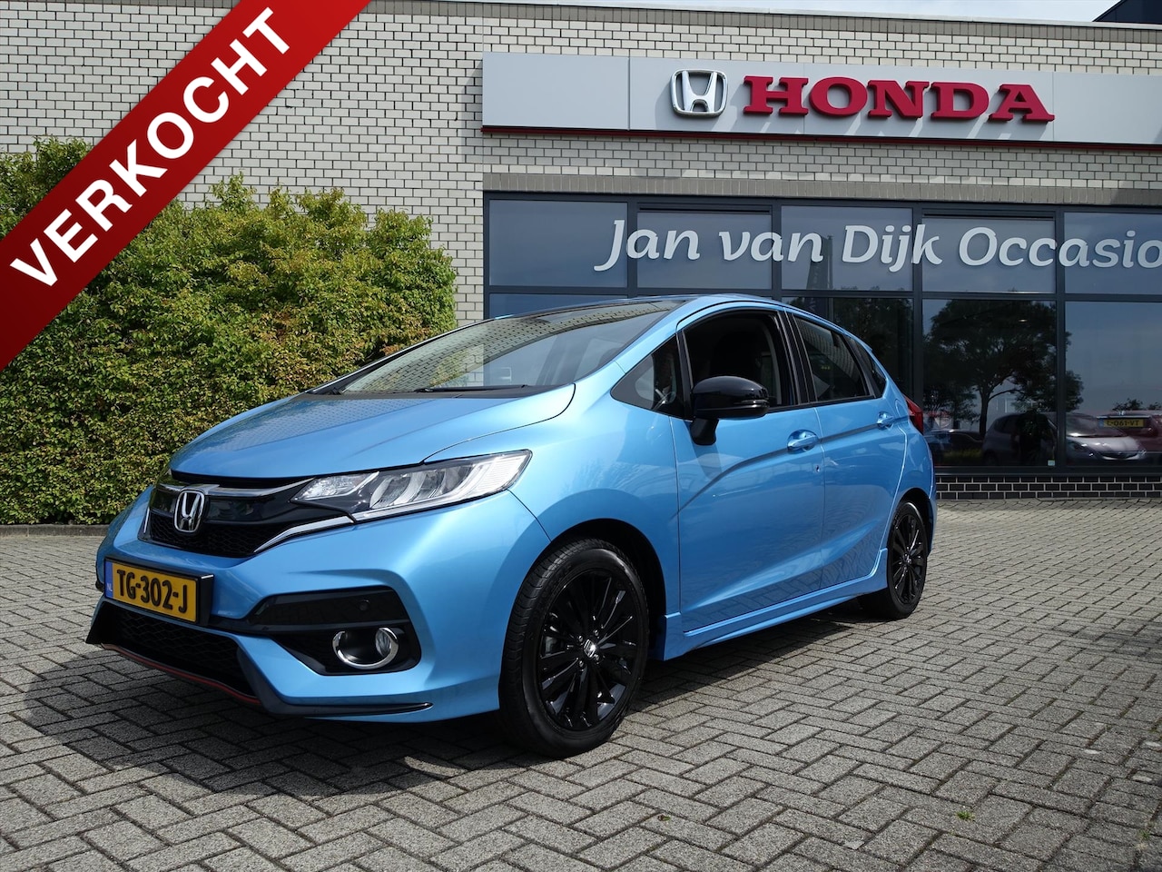 Honda Jazz - 1.5 i-VTEC 130pk CVT Dynamic Navigatie TREKHAAK - AutoWereld.nl