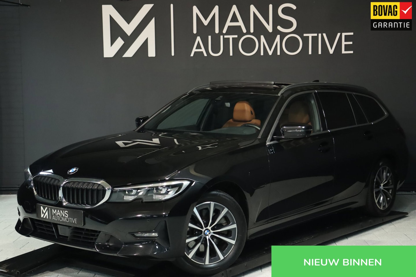 BMW 3-serie Touring - 320e Sport Line / PANODAK / 360 / MEMORY / KEYLESS - AutoWereld.nl