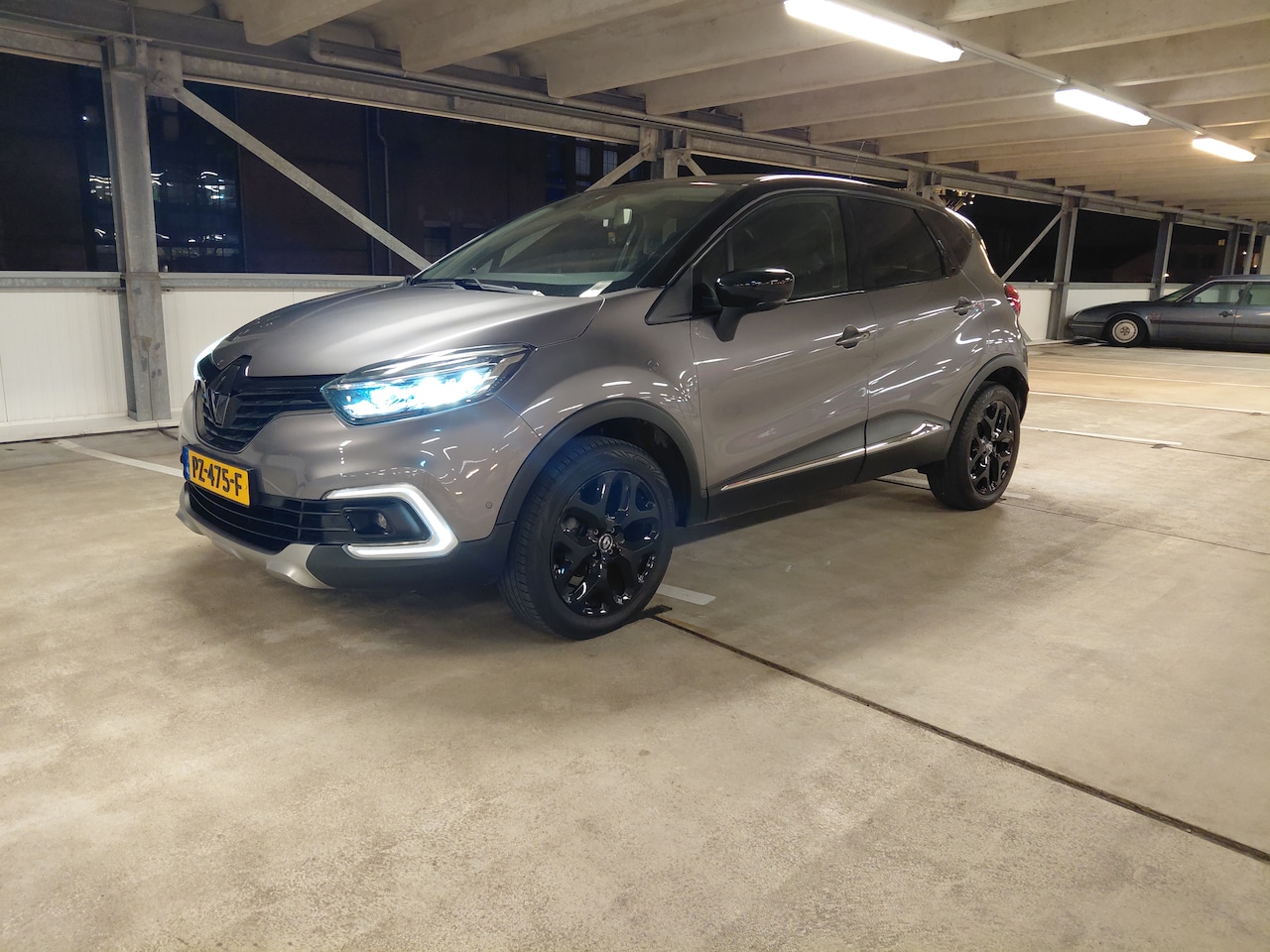 Renault Captur - 0.9 TCe Intens BOSE - AutoWereld.nl